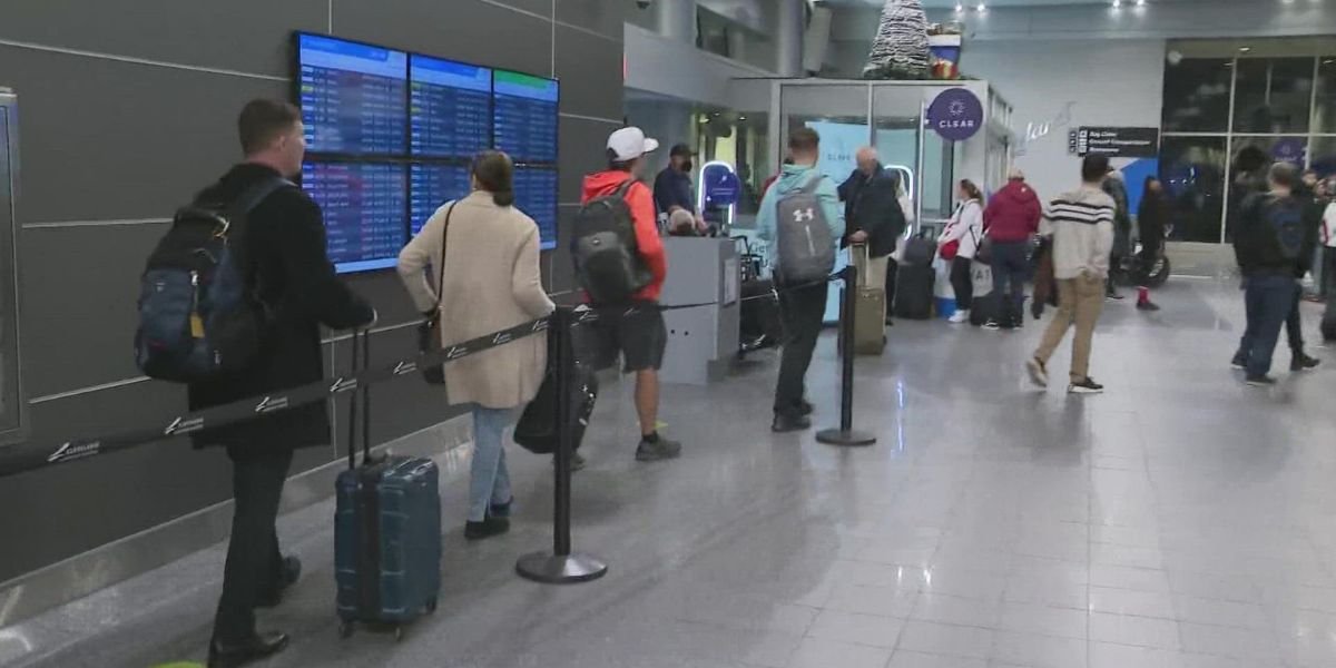 Spirit Airlines Cleveland Hopkins International Airport – CLE Terminal