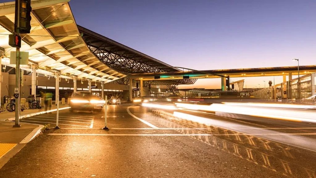 Oakland International Airport (OAK)