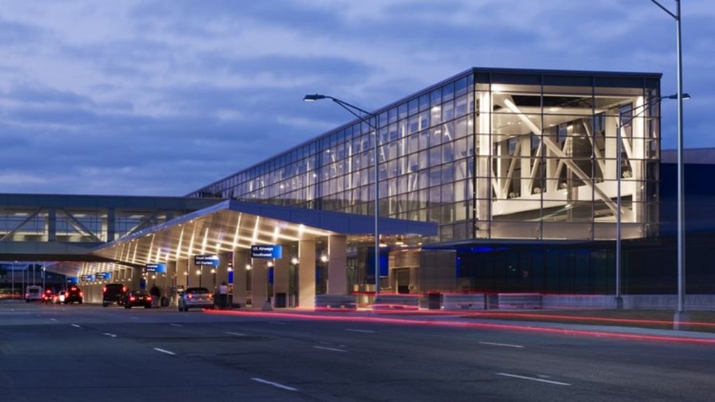 Spirit Airlines DTW Terminal – Detroit Metropolitan Wayne County Airport
