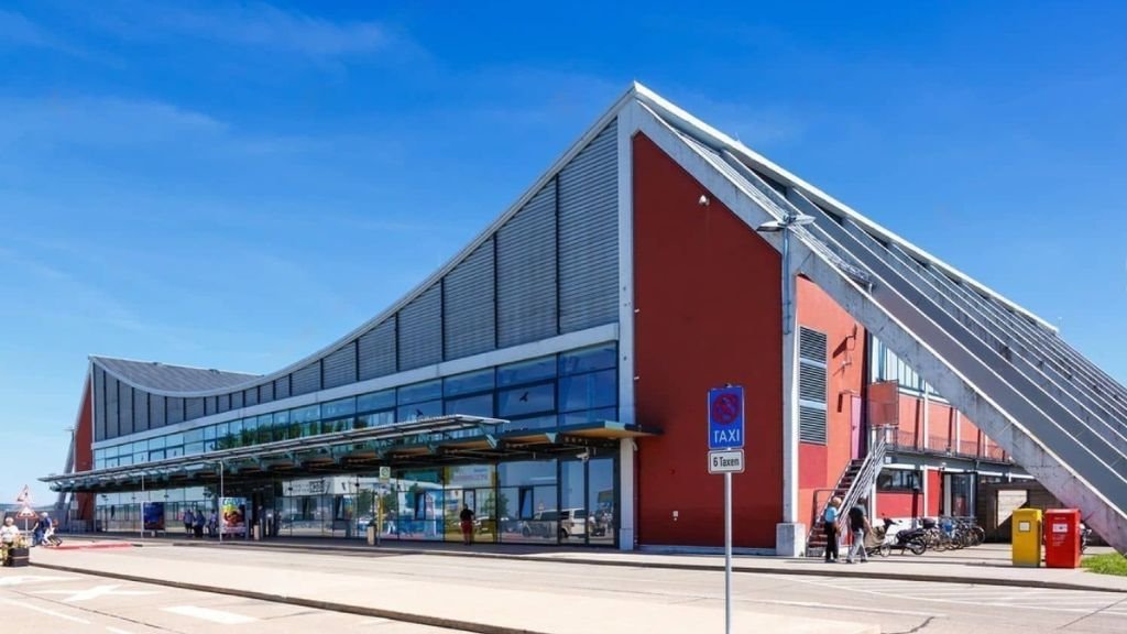 Aegean Airlines Memmingen International Airport – FMM Terminal