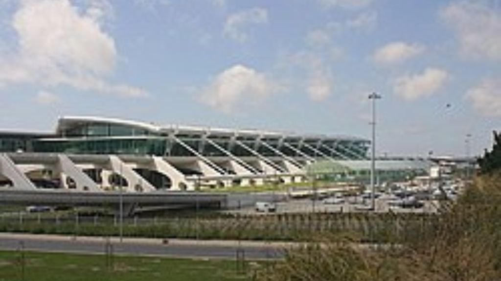 Air New Zealand Francisco Sá Carneiro Airport – OPO Terminal