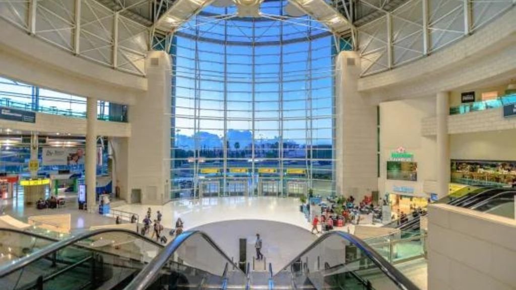 Air New Zealand Humberto Delgado Airport – LIS Terminal
