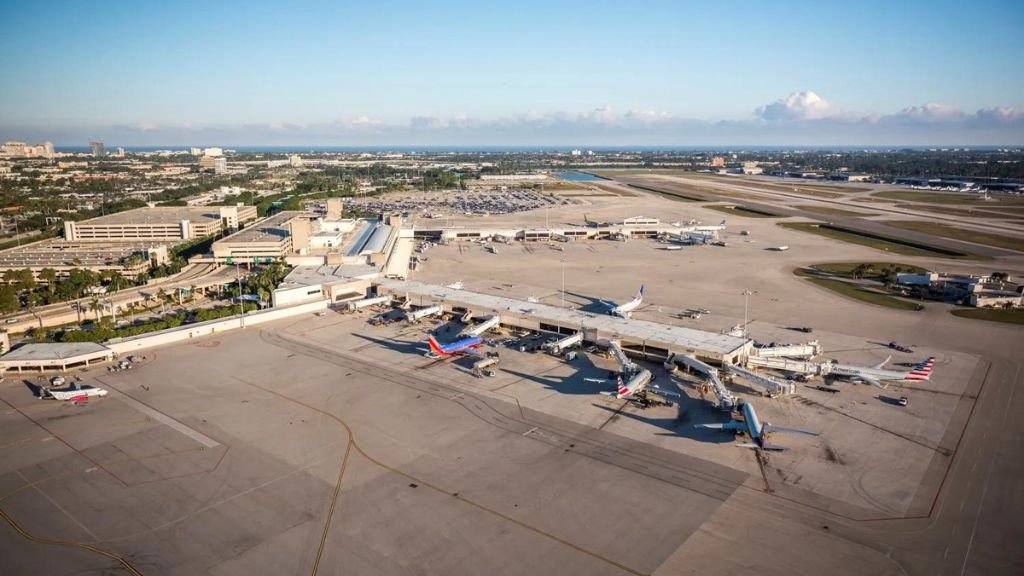 Spirit Airlines Palm Beach International Airport – PBI Terminal