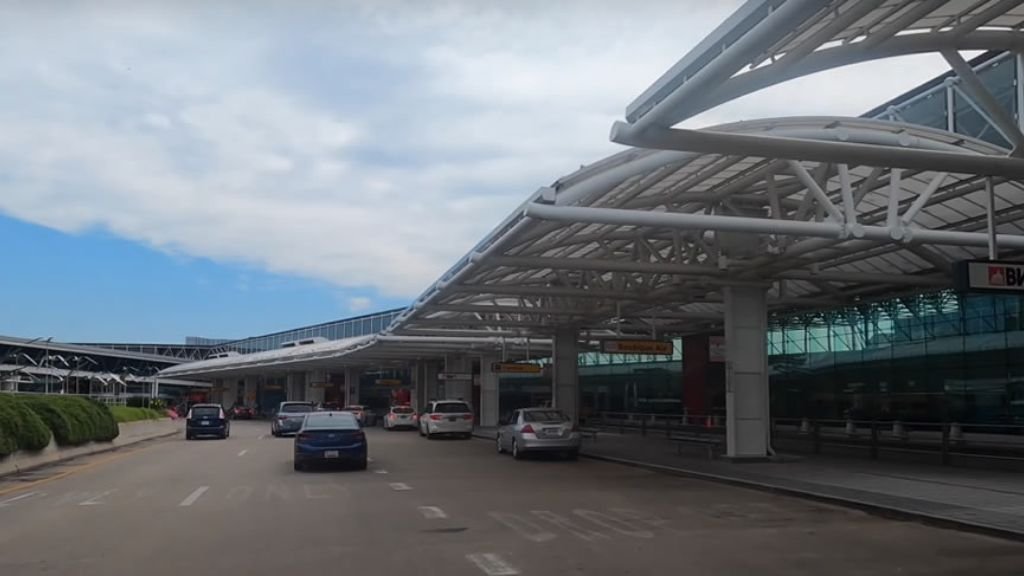Cape Air Baltimore-Washington International Airport – BWI Terminal