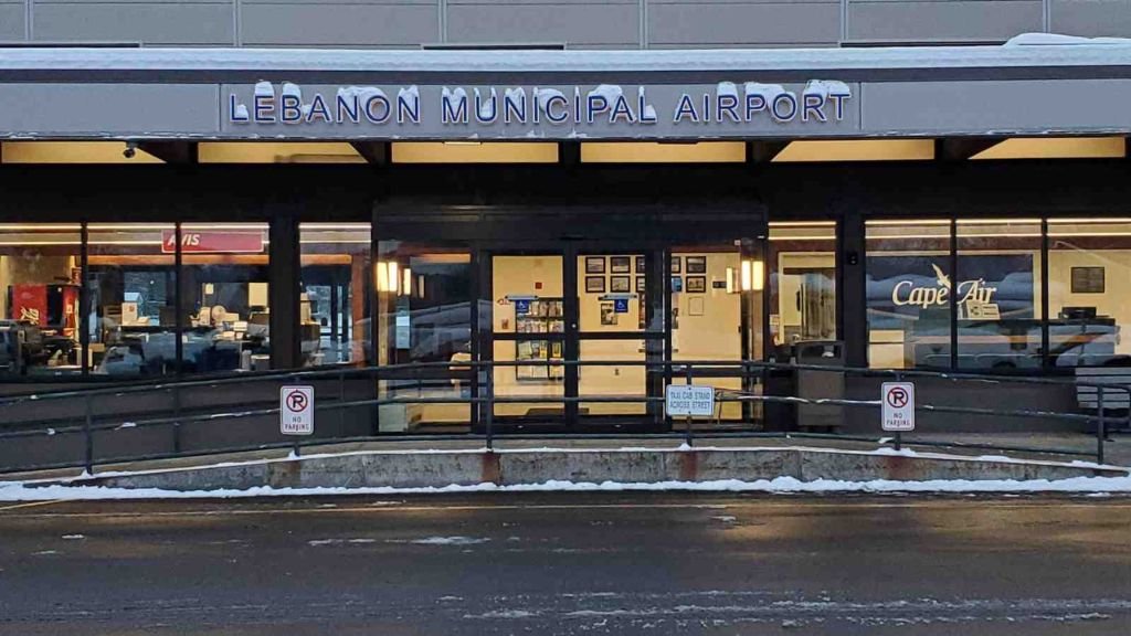 Cape Air Lebanon Municipal Airport – LEB  Terminal