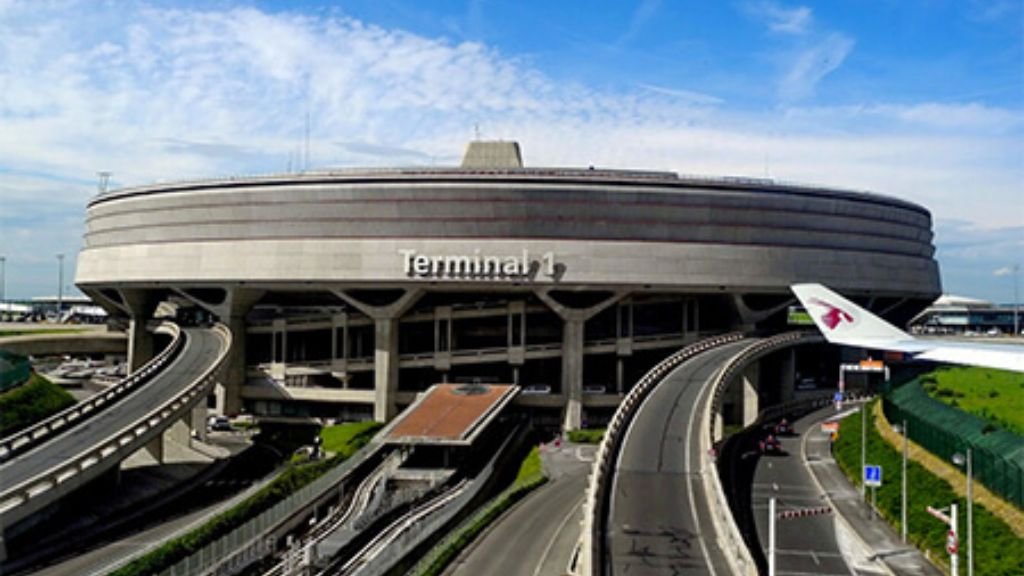 Iberia Airlines Paris Charles de Gaulle Airport – CDG Terminal