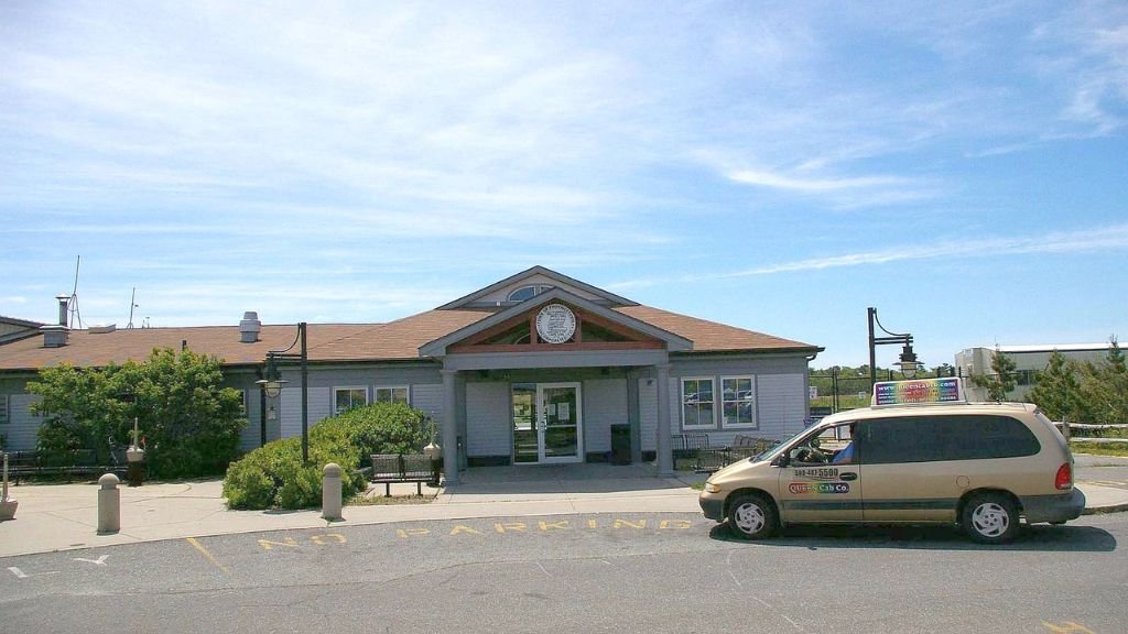 Cape Air Provincetown Municipal Airport – PVC Terminal
