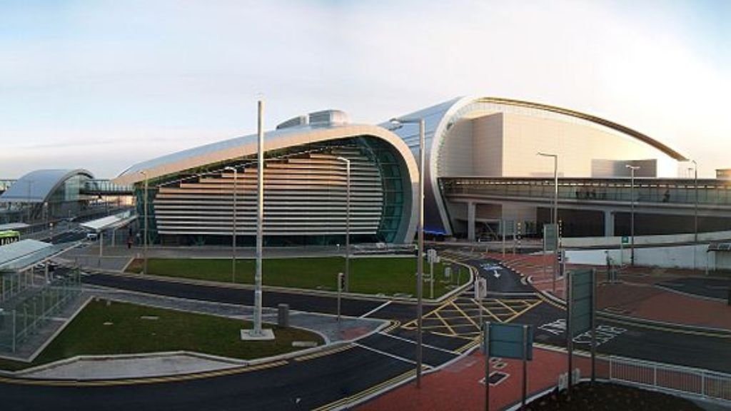 Emirates Airlines Dublin Airport – DUB Terminal