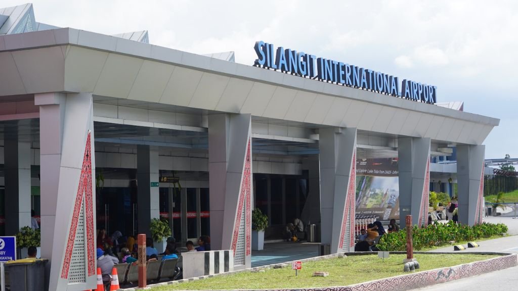 AirAsia Sisingamangaraja XII Airport – DTB Terminal