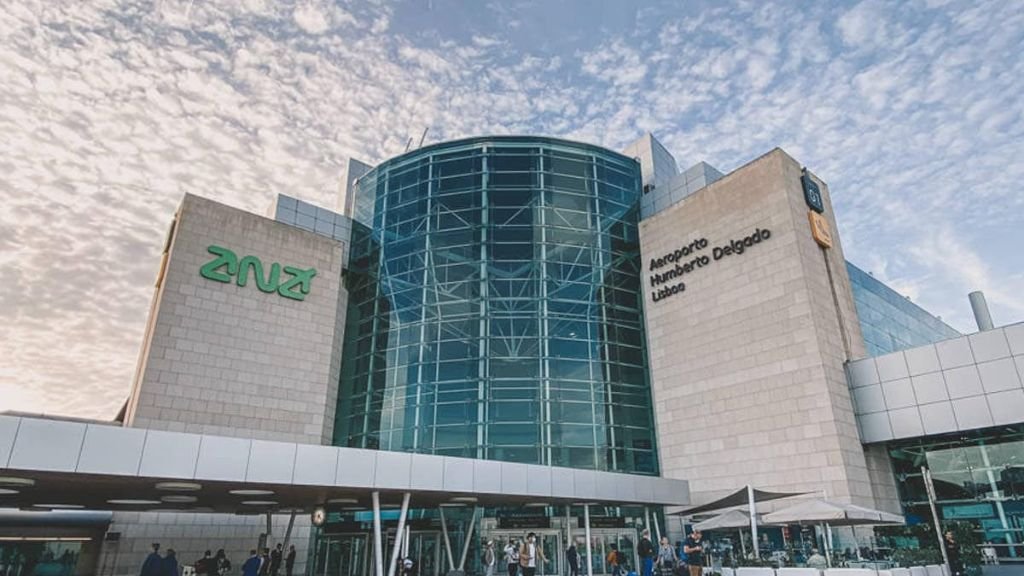Phillipines Airlines Humberto Delgado Airport – LIS Terminal