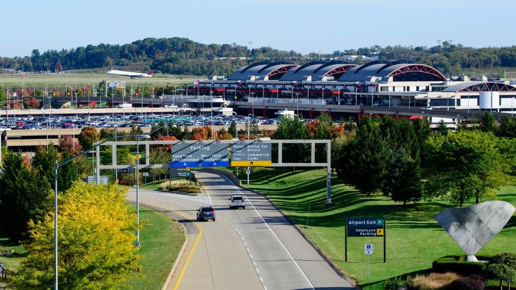 Phillipines Airlines Pittsburgh International Airport – PIT Terminal
