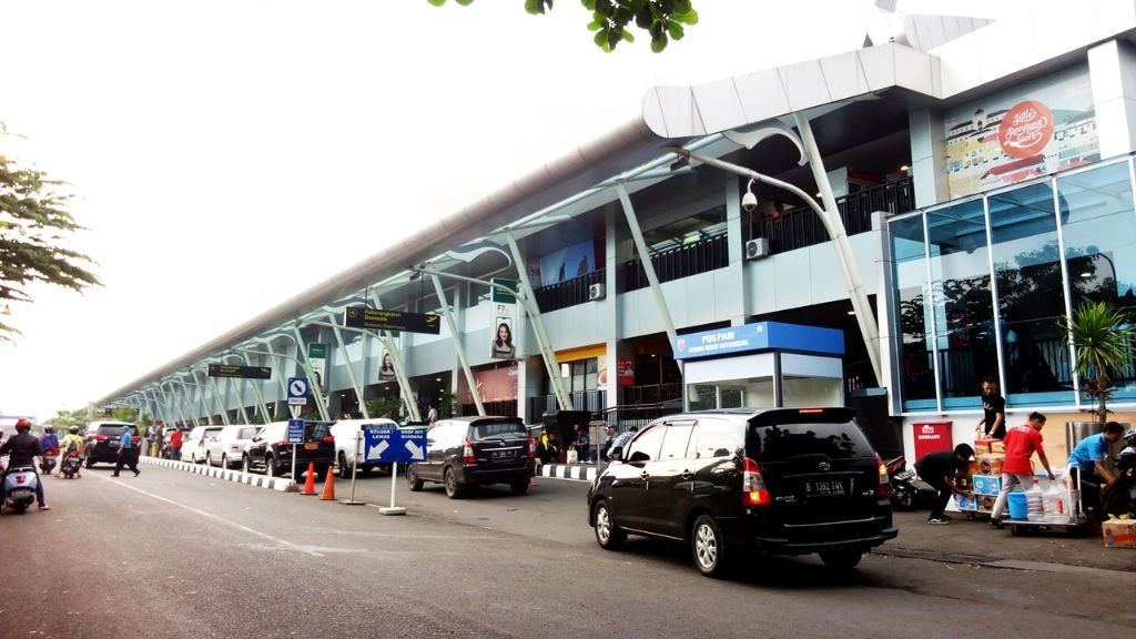 Lion Air Husein Sastranegara Airport – BDO  Terminal