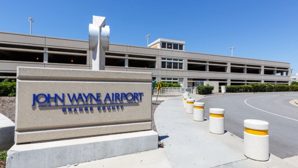 EL AL Airlines John Wayne Airport – SNA  Terminal