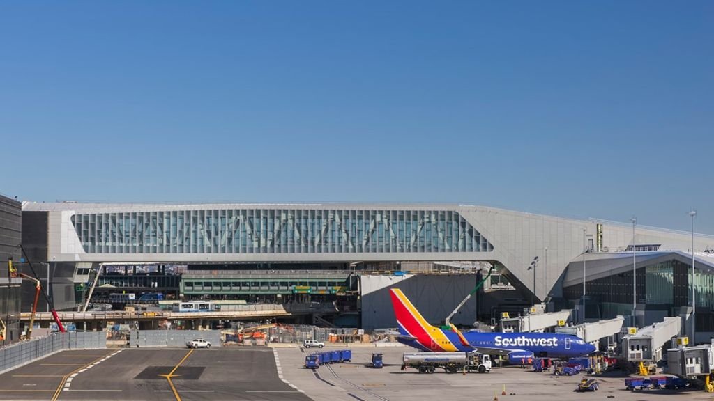 EL AL Airlines LaGuardia Airport – LGA Terminal