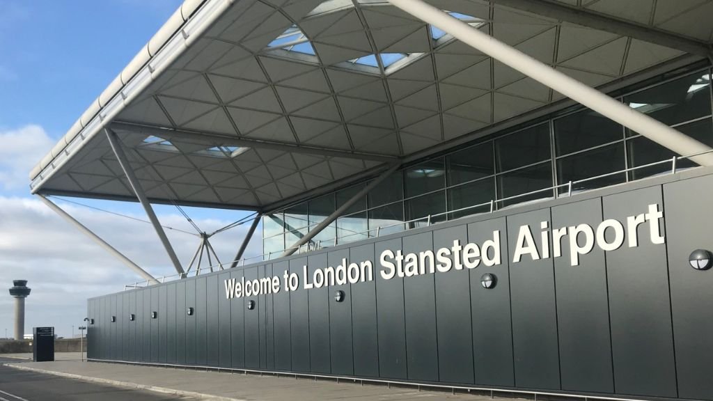 EL AL Airlines London Stansted Airport – STN  Terminal