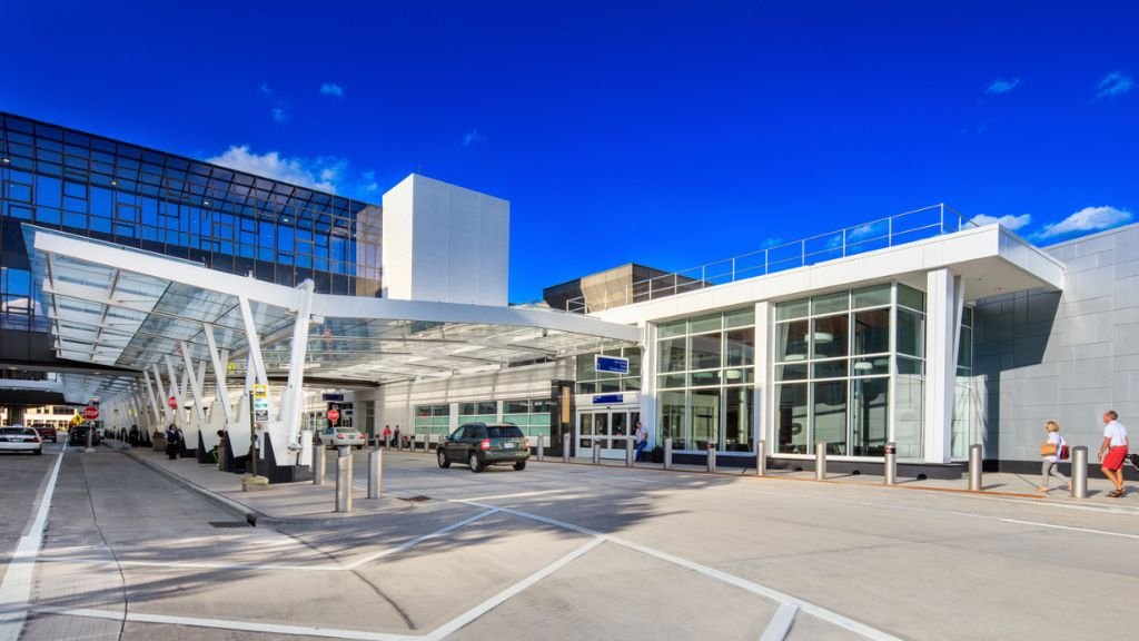 Lion Air Milwaukee Mitchell International Airport – MKW Terminal