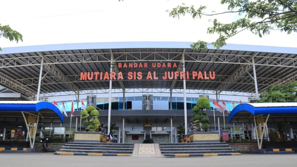 Lion Air PLW Terminal – Mutiara SIS Aljufri Airport