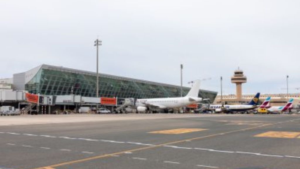 EL AL Airlines Palma de Mallorca Airport – PMI Terminal