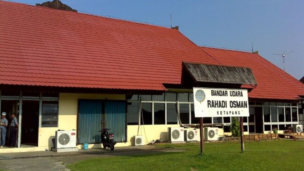 Lion Air Rahadi Oesman Airport – KTG  Terminal