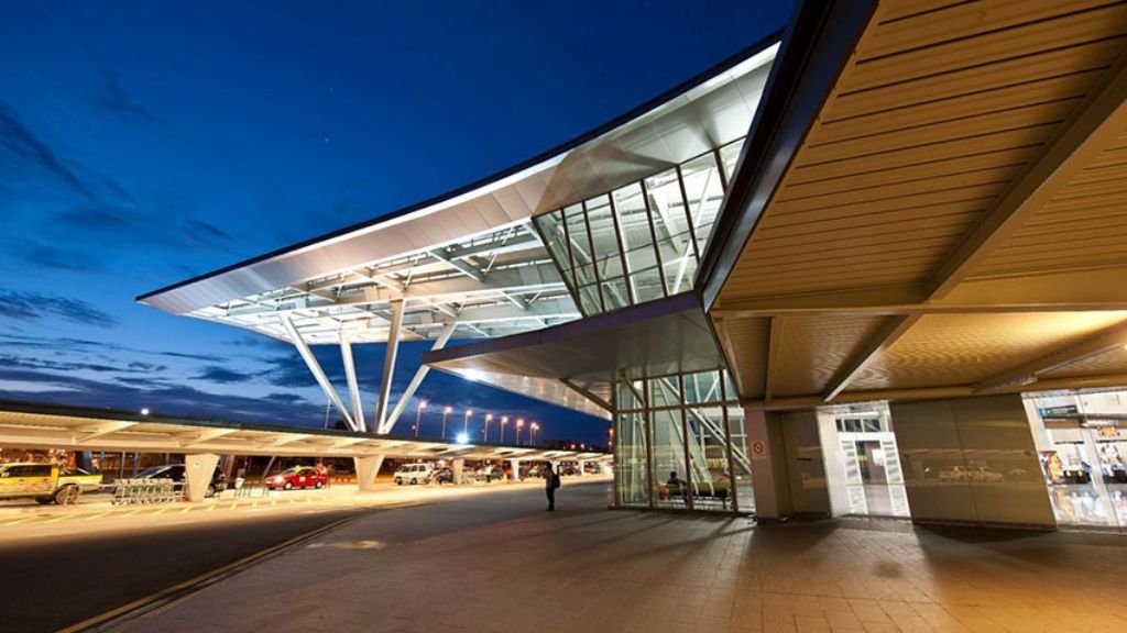 Lion Air Senai International Airport – JHB   Terminal