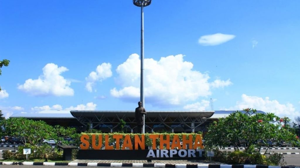 Lion Air Sultan Thaha Airport – DJB Terminal