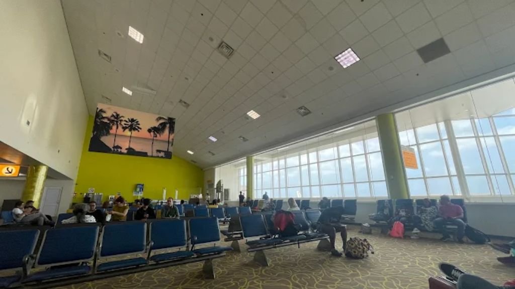 British Airways AUA Terminal – Queen Beatrix International Airport