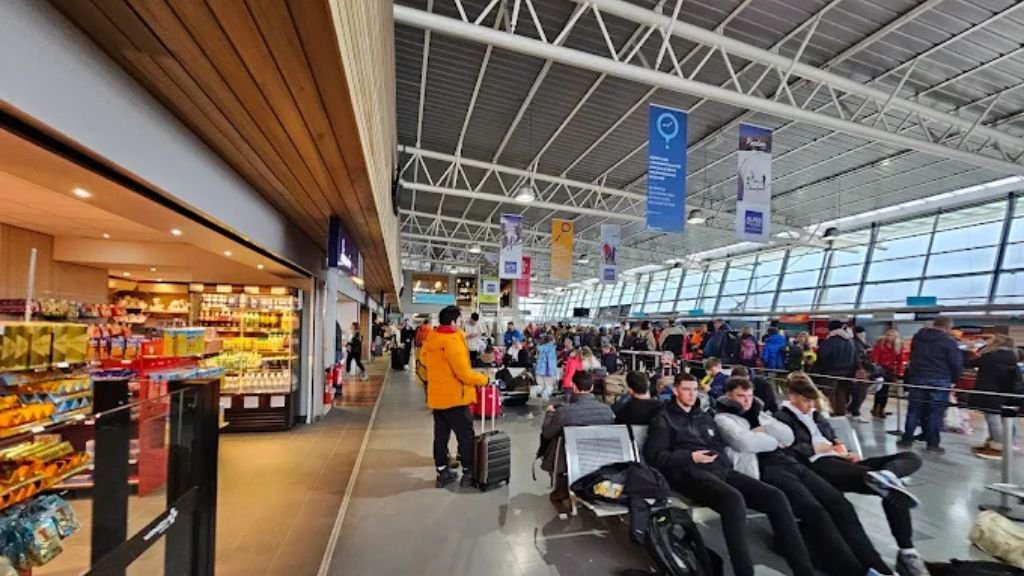 British Airways GNB Terminal – Grenoble Alpes Isere Airport