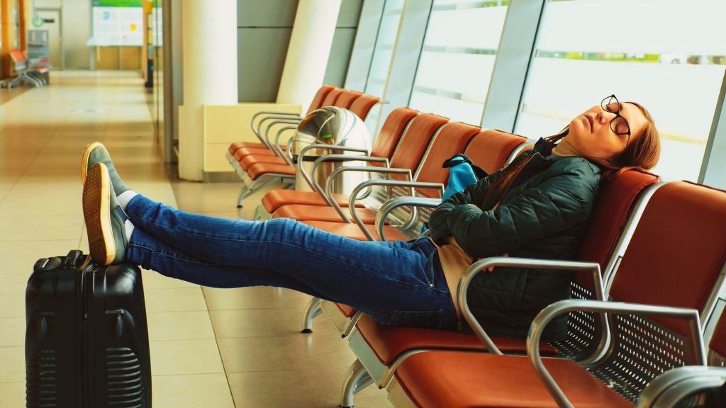 How do you book a flight with a long layover