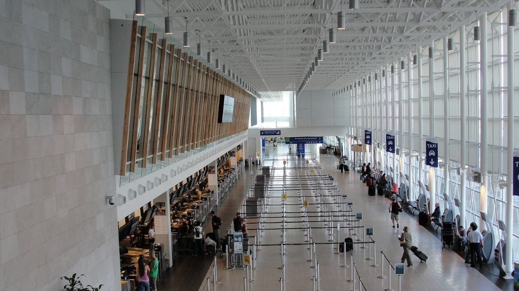 WestJet Airlines YQB Terminal – Québec City Jean Lesage International Airport